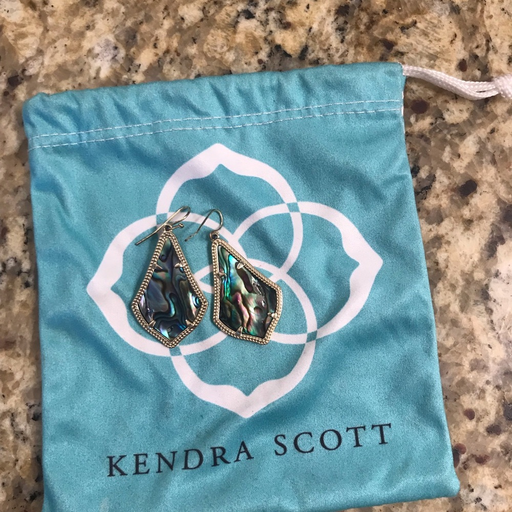 kendra scott earrings